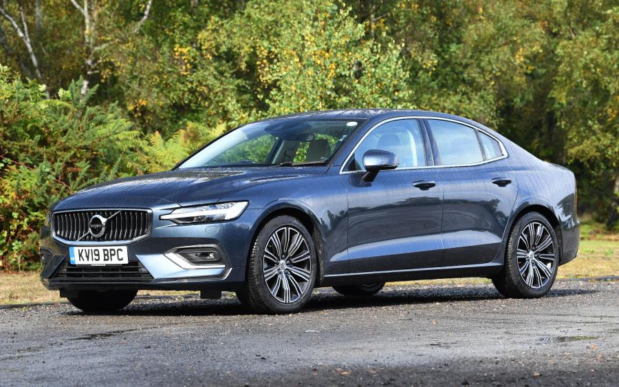 Volvo S60 T5 Inscription (UK) '2019